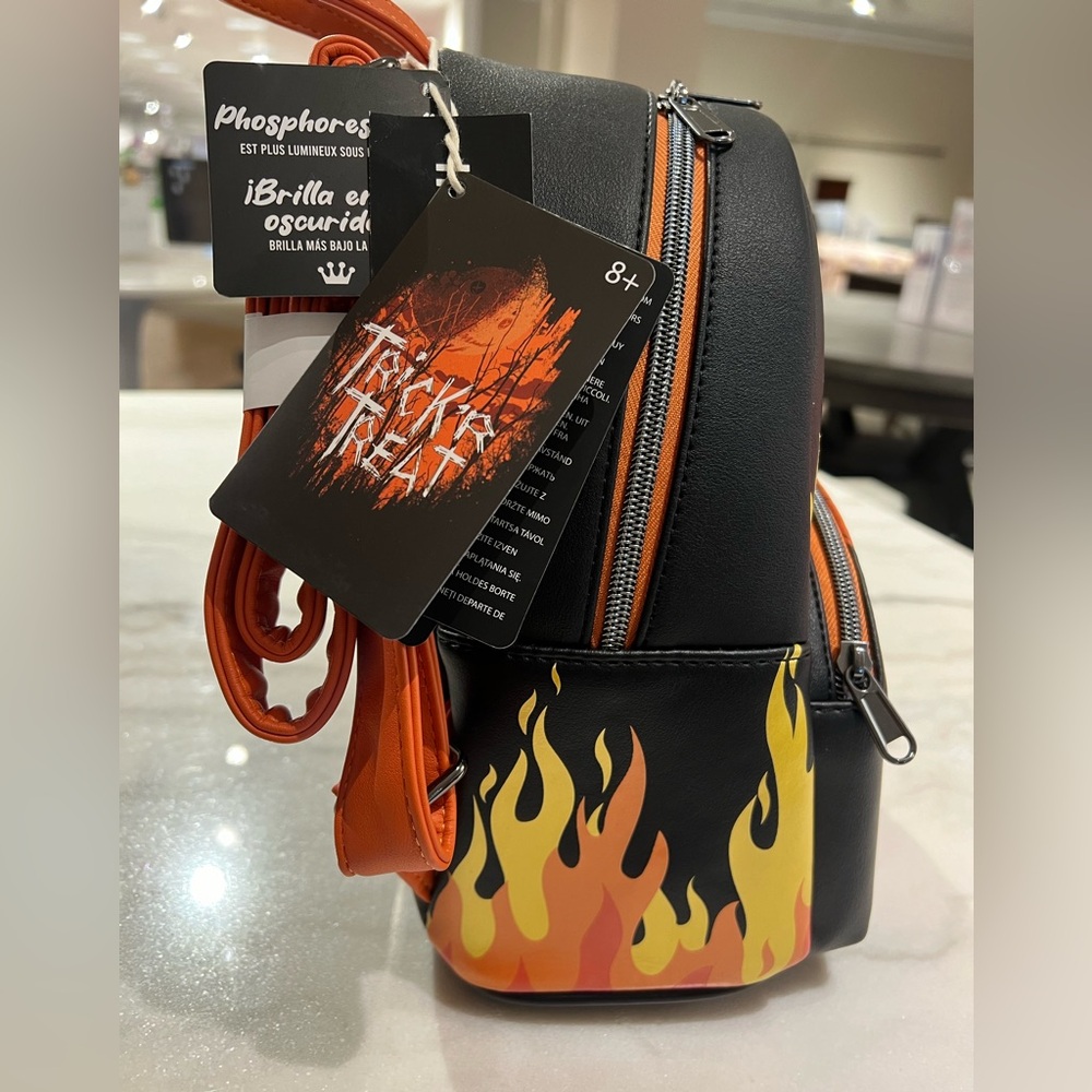 Sam trick r treat Loungefly - Picture 3 of 4